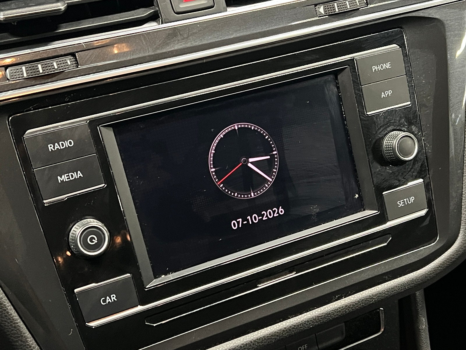 Thumbnail: 2019 Volkswagen Tiguan - 4