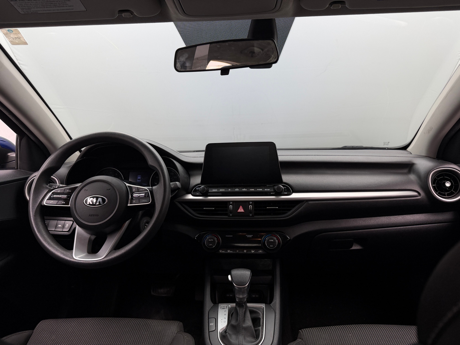 Thumbnail: 2019 Kia Forte - 3