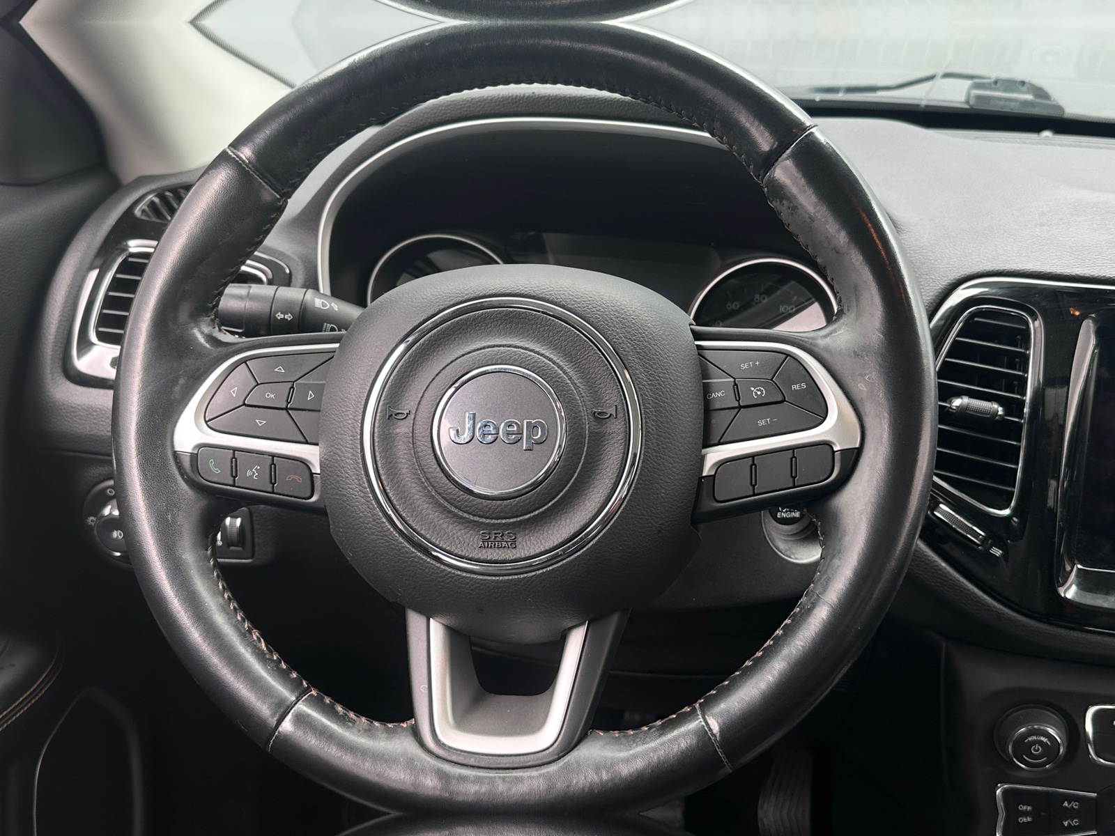 Thumbnail: 2020 Jeep Compass - 4