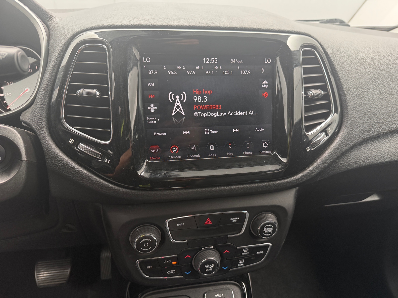 Thumbnail: 2020 Jeep Compass - 3