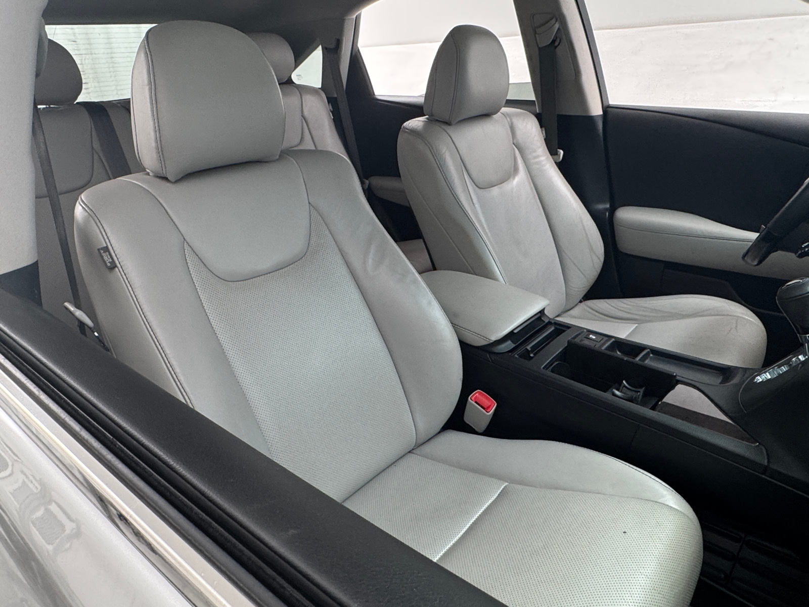 Thumbnail: 2013 Lexus RX - 2