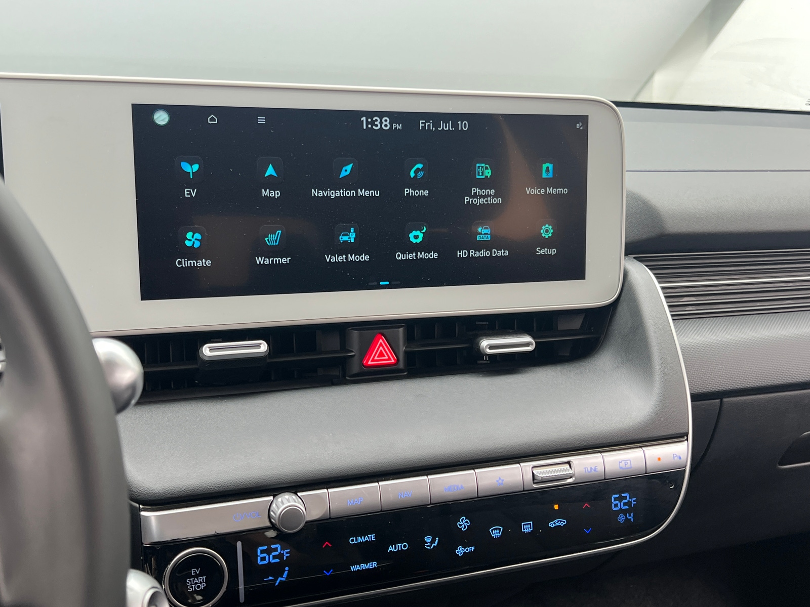 Thumbnail: 2022 Hyundai Ioniq 5 - 4