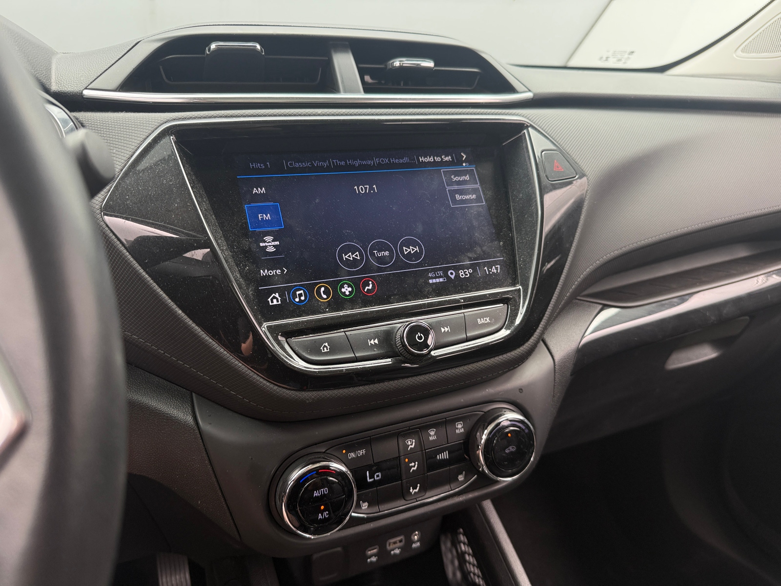 Thumbnail: 2021 Chevrolet TrailBlazer - 4