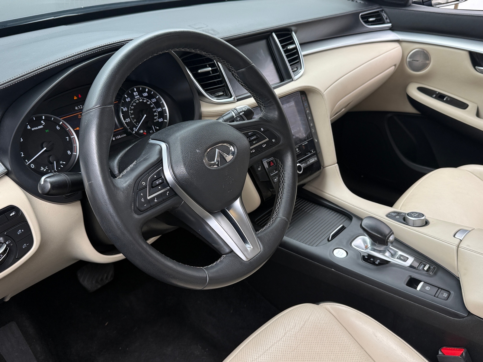Thumbnail: 2019 INFINITI QX50 - 4
