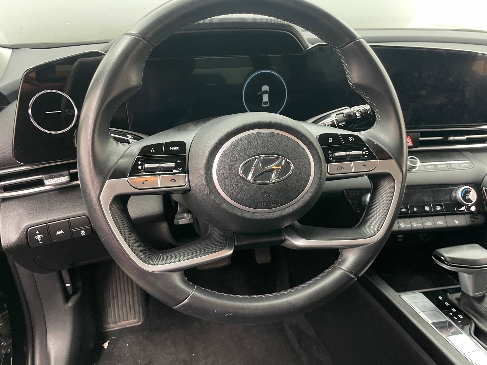 Thumbnail: 2023 Hyundai Elantra - 5