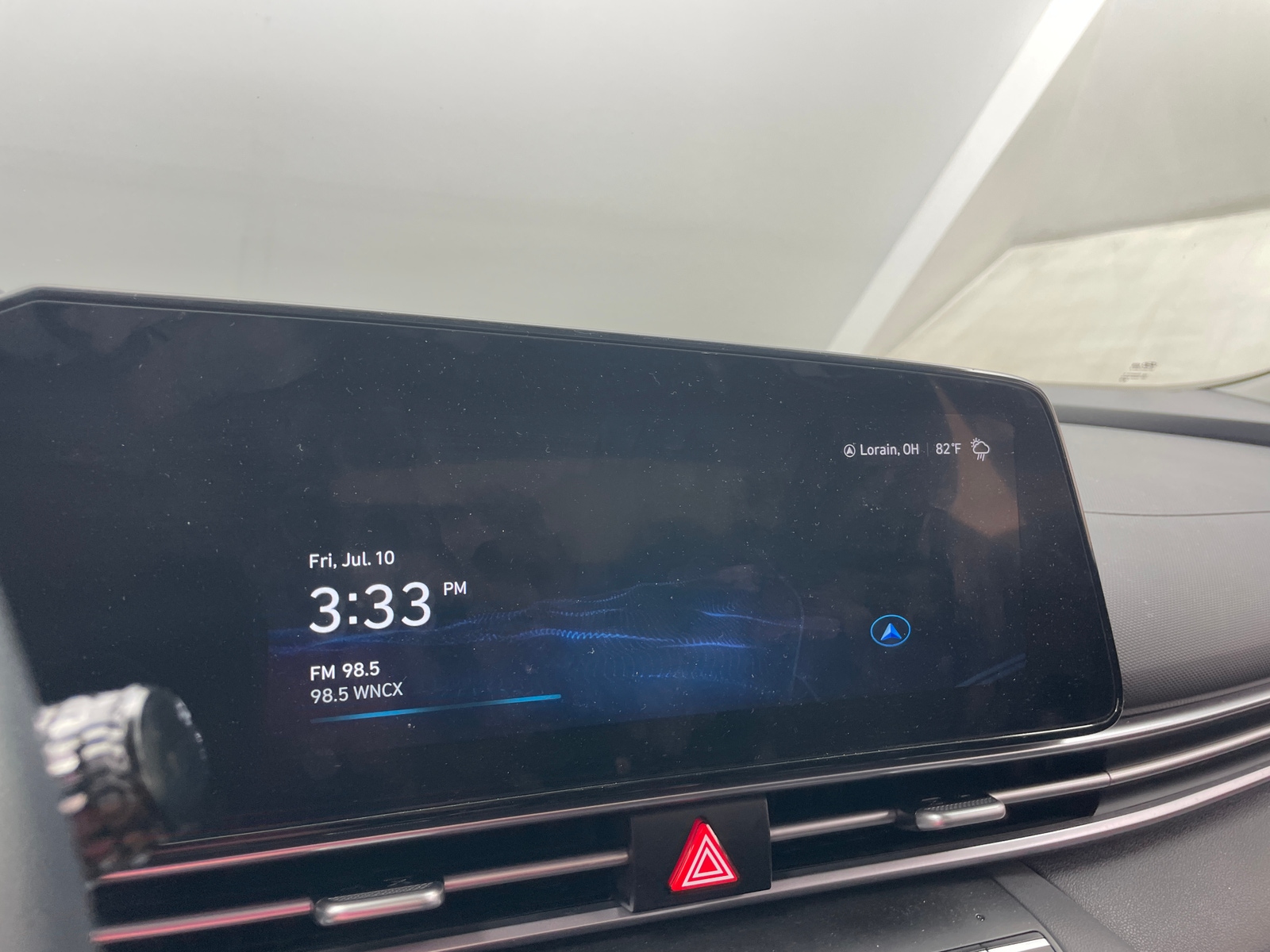 Thumbnail: 2023 Hyundai Elantra - 4