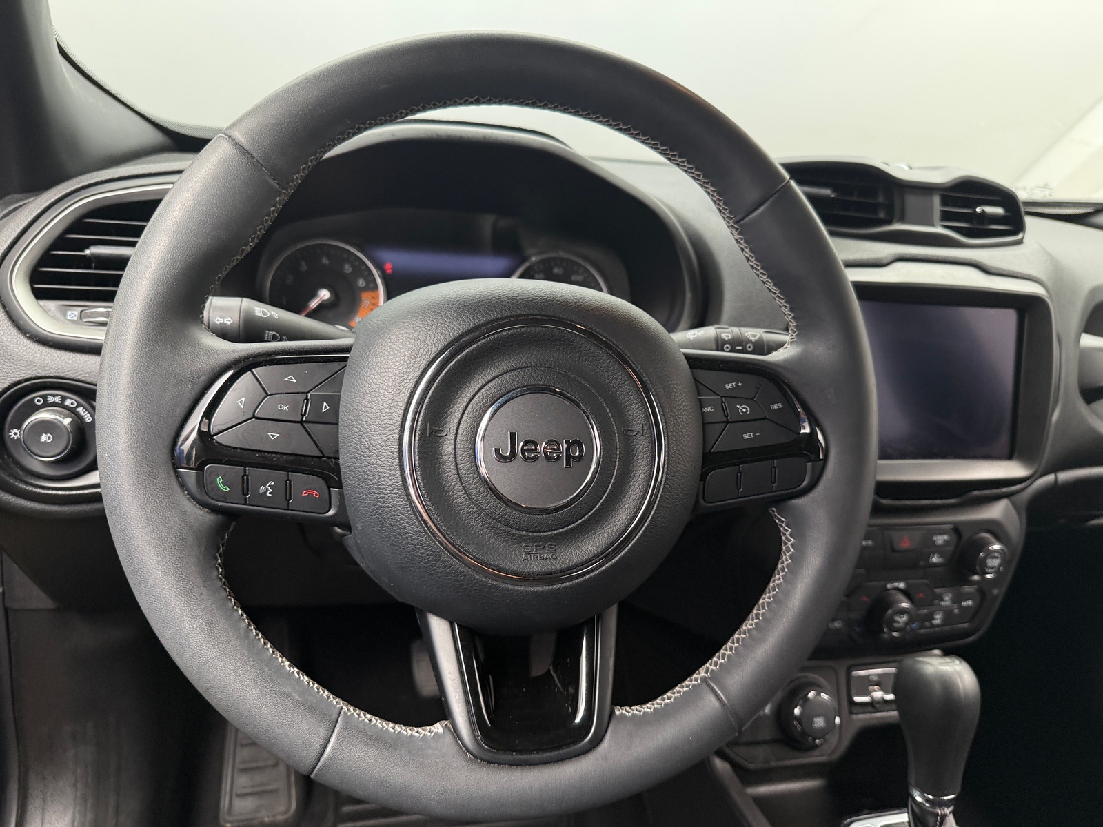 Thumbnail: 2021 Jeep Renegade - 5