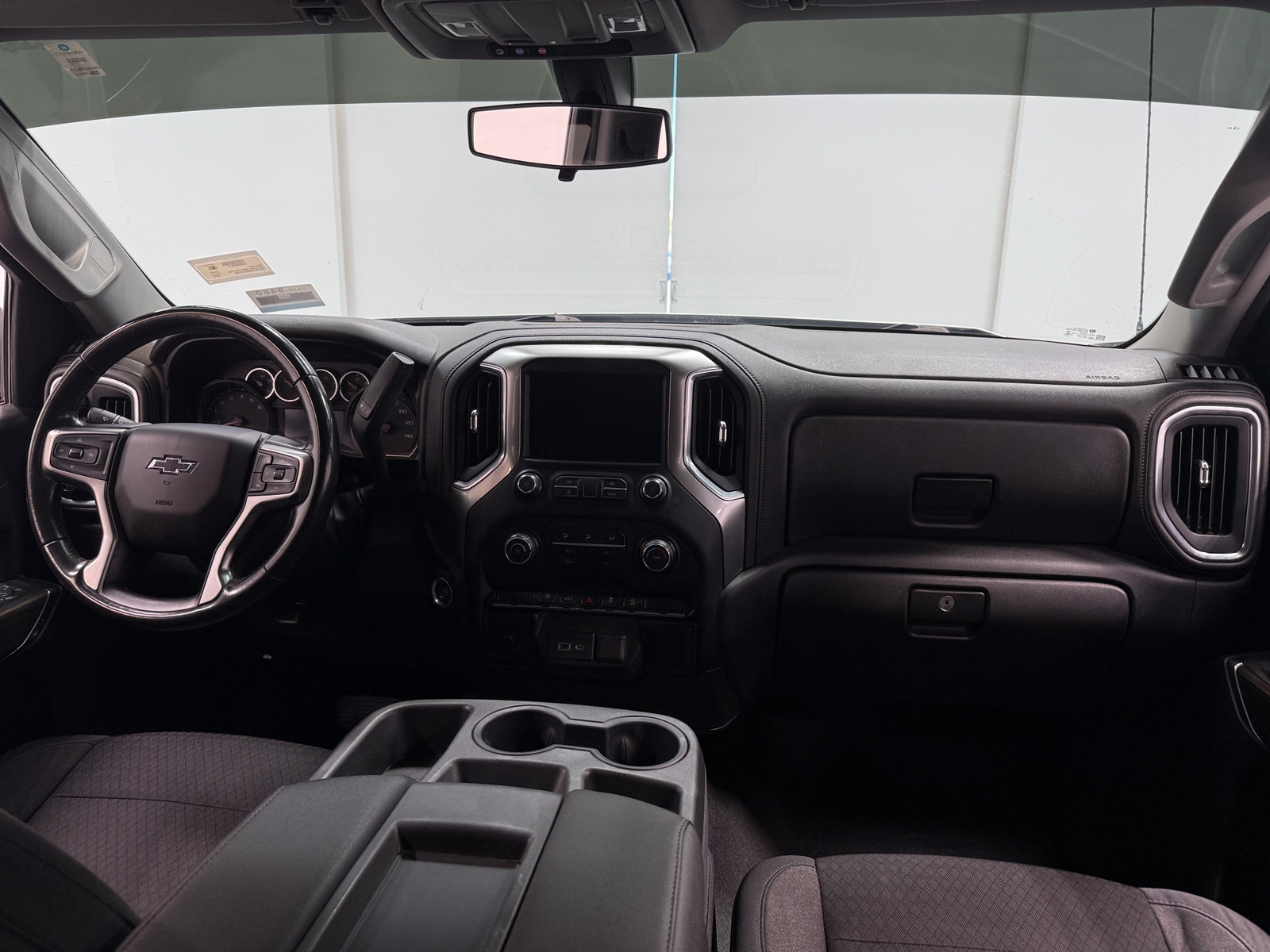 Thumbnail: 2019 Chevrolet Silverado 1500 - 3