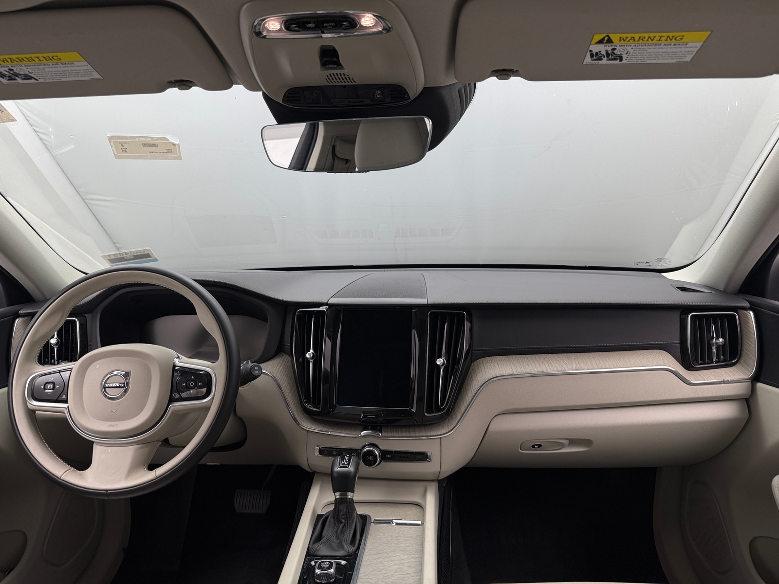 Thumbnail: 2018 Volvo XC60 - 2