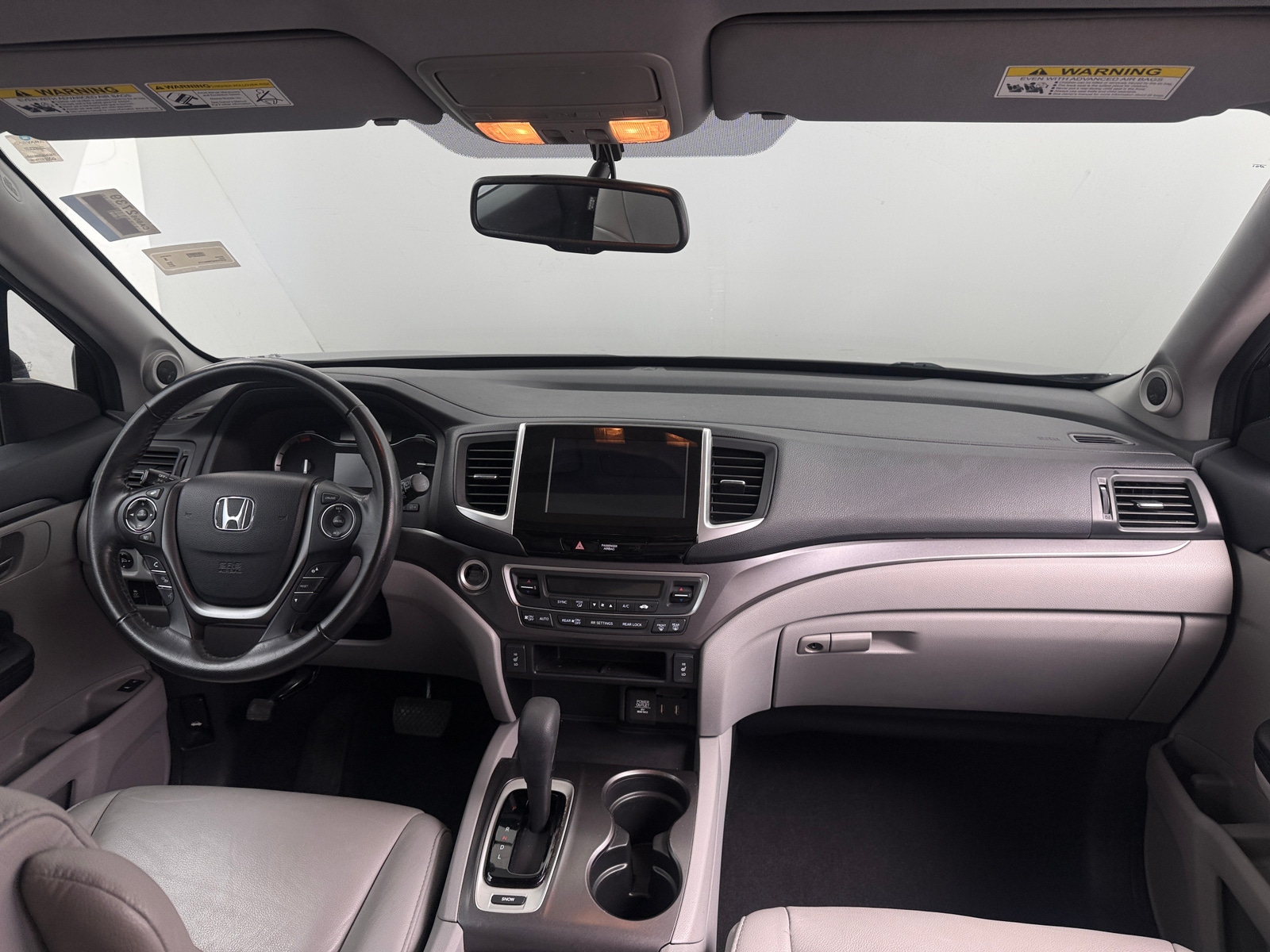 Thumbnail: 2017 Honda Pilot - 2
