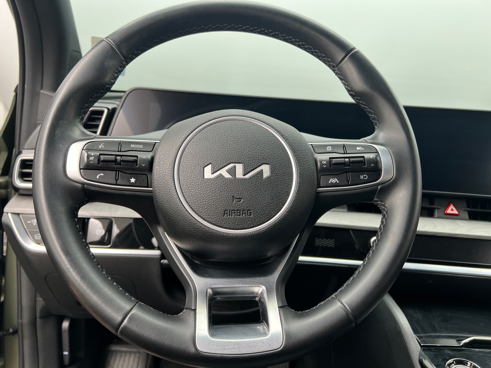Thumbnail: 2024 Kia Sportage - 4