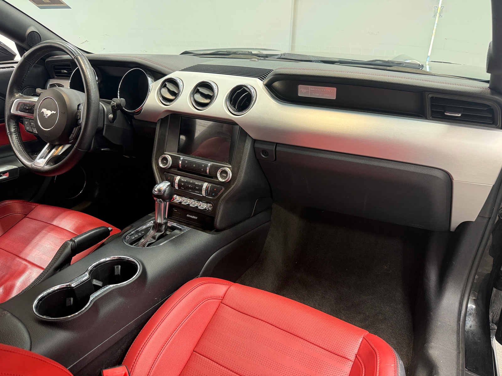 Thumbnail: 2017 Ford Mustang - 2