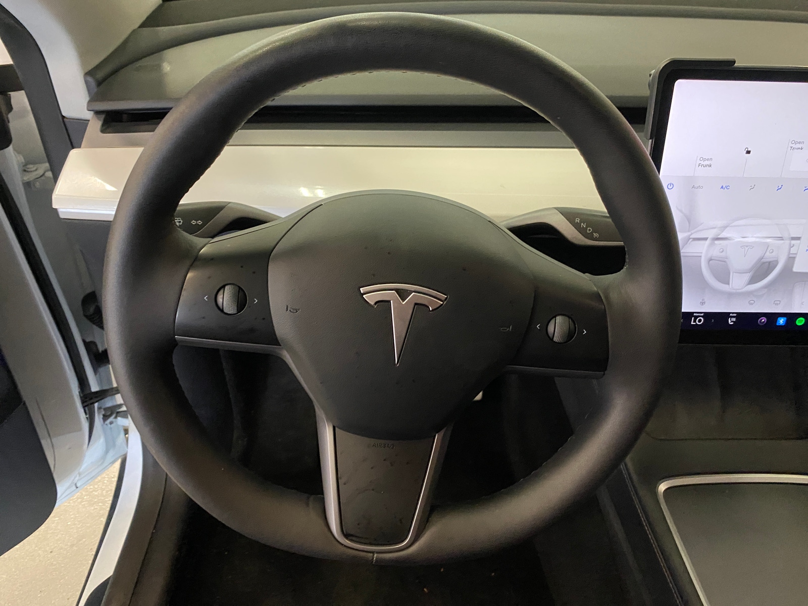 Thumbnail: 2022 Tesla Model Y - 3