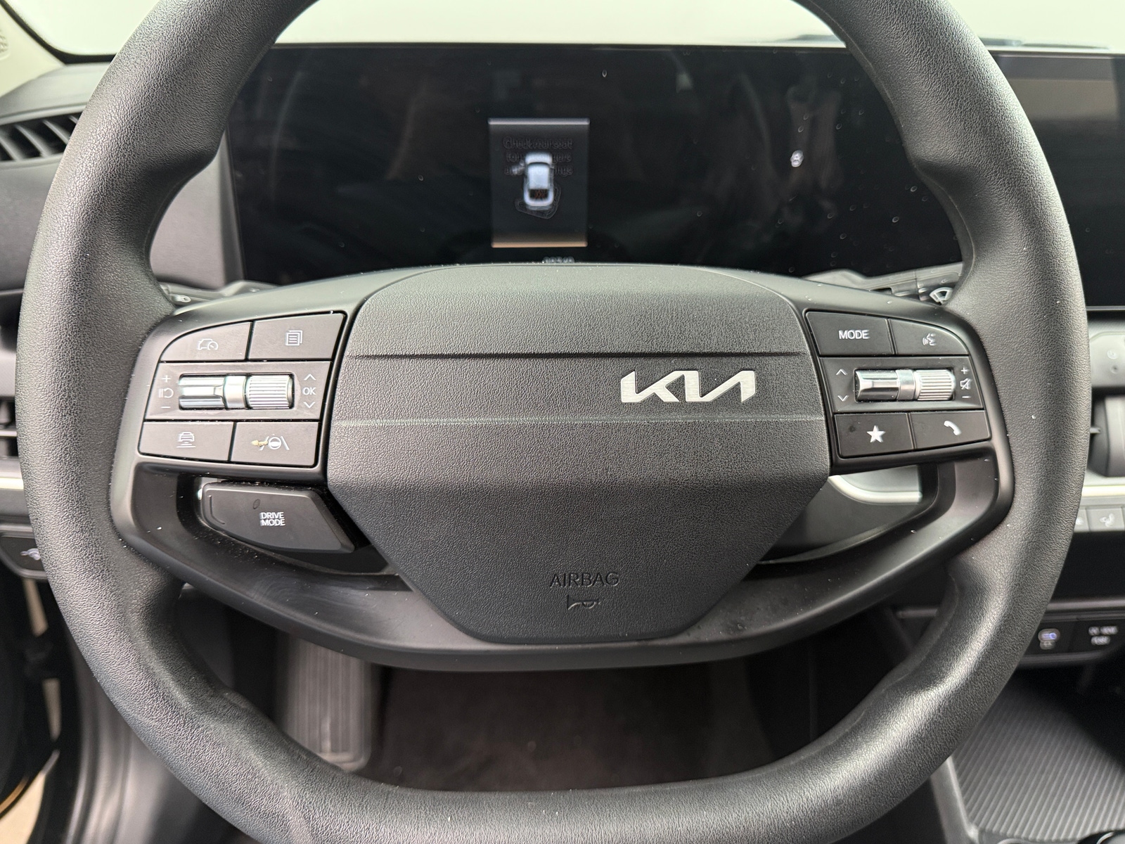Thumbnail: 2025 Kia K4 - 5