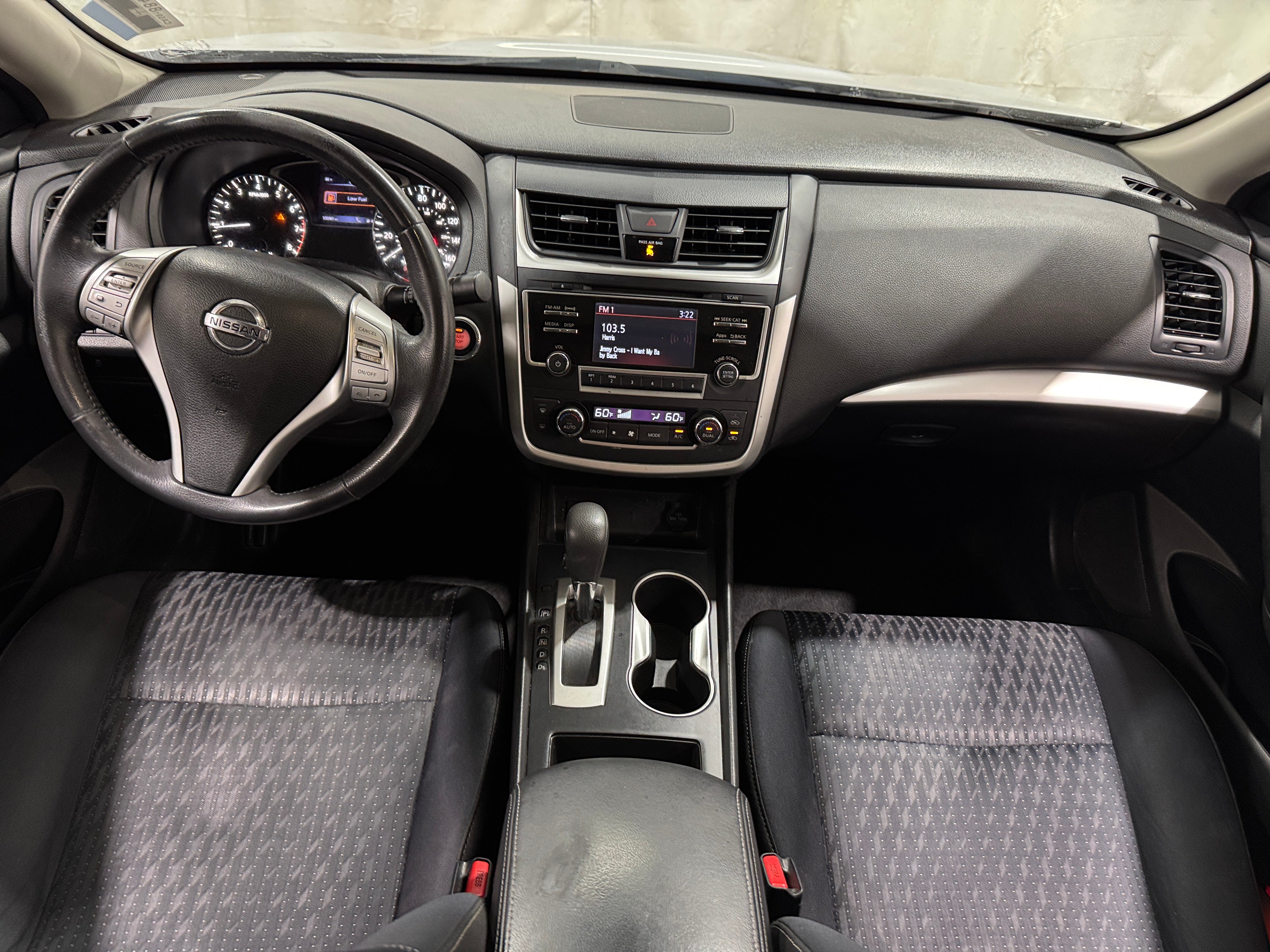 2016 Nissan Altima SV - Photo 4