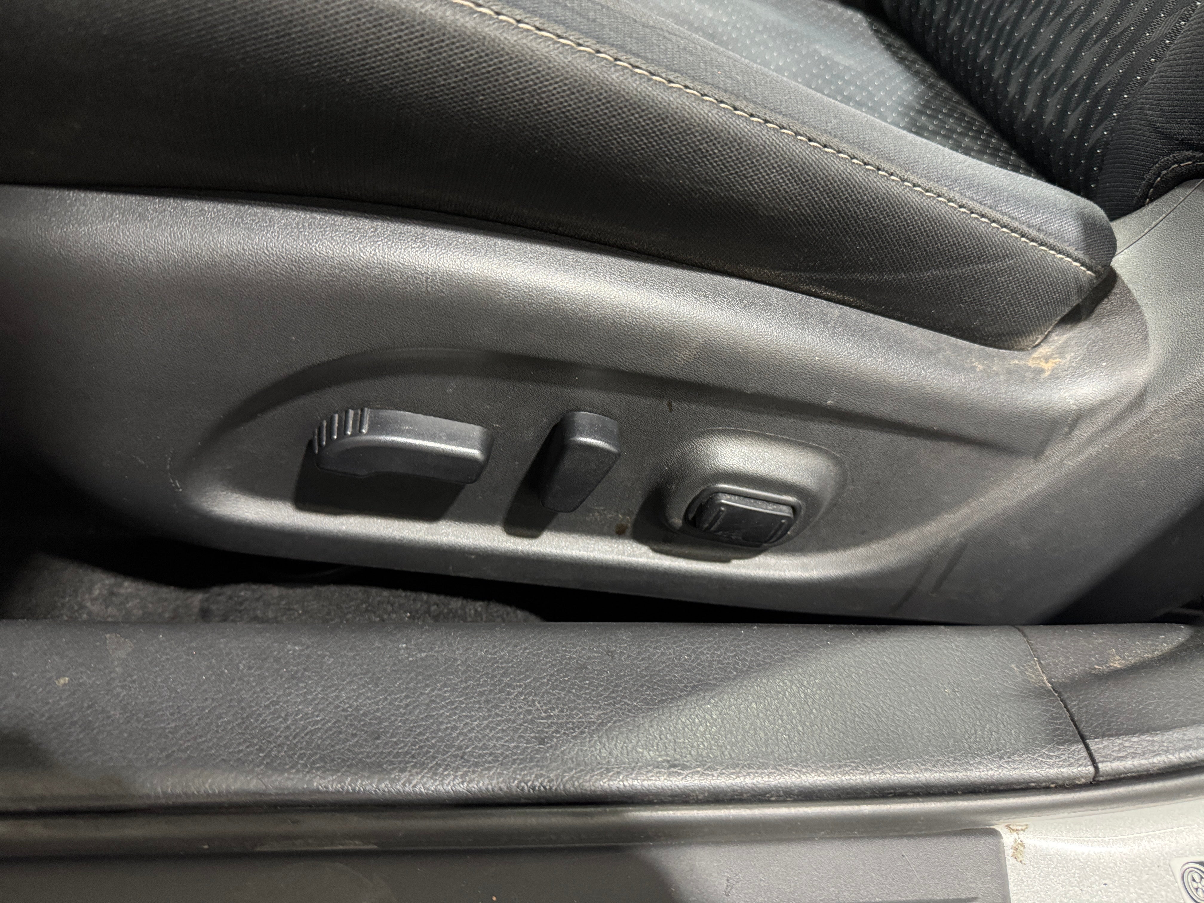 2016 Nissan Altima SV - Photo 3
