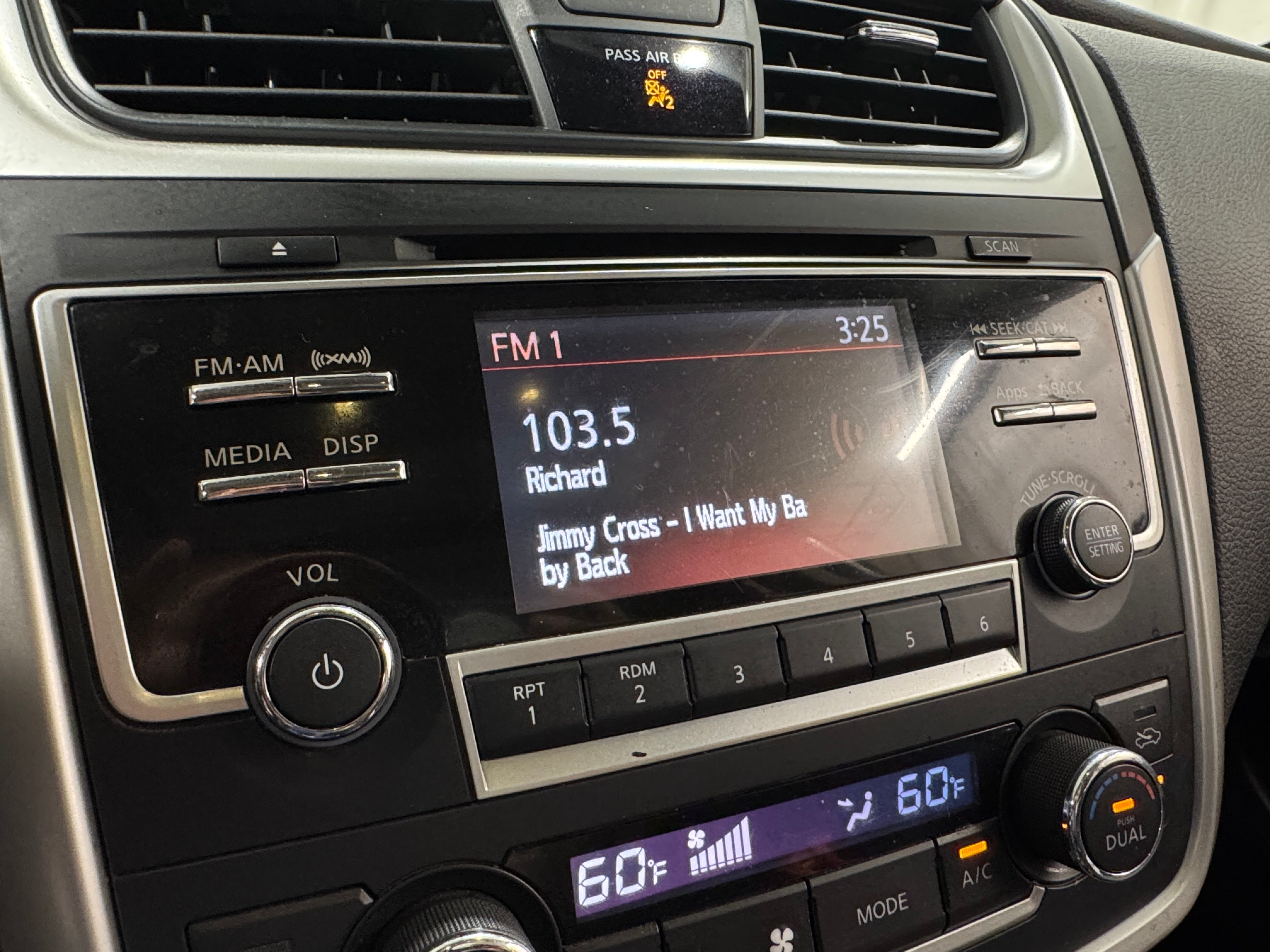 2016 Nissan Altima SV - Photo 13