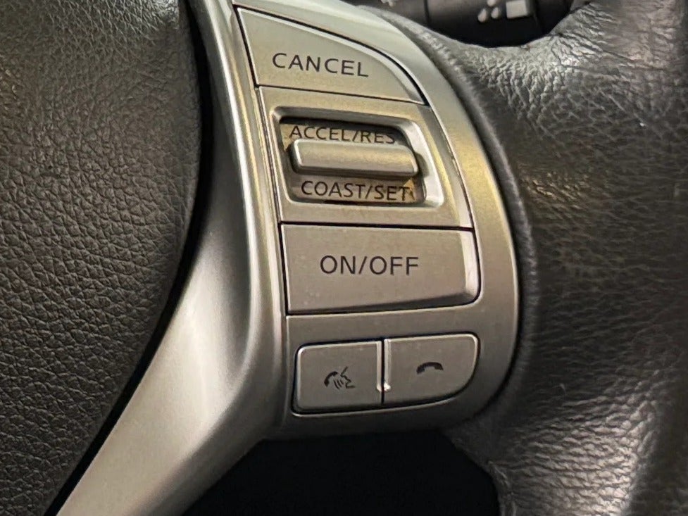 2016 Nissan Altima SV - Photo 15
