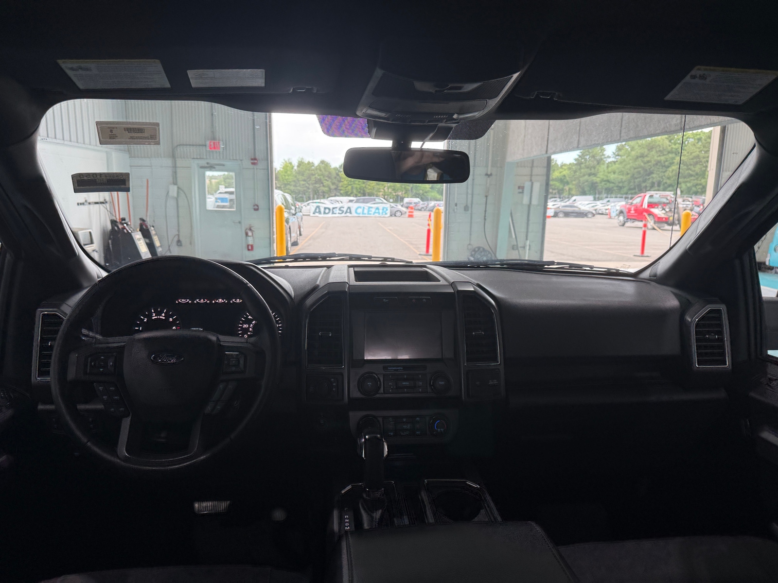 Thumbnail: 2019 Ford Econoline - 3