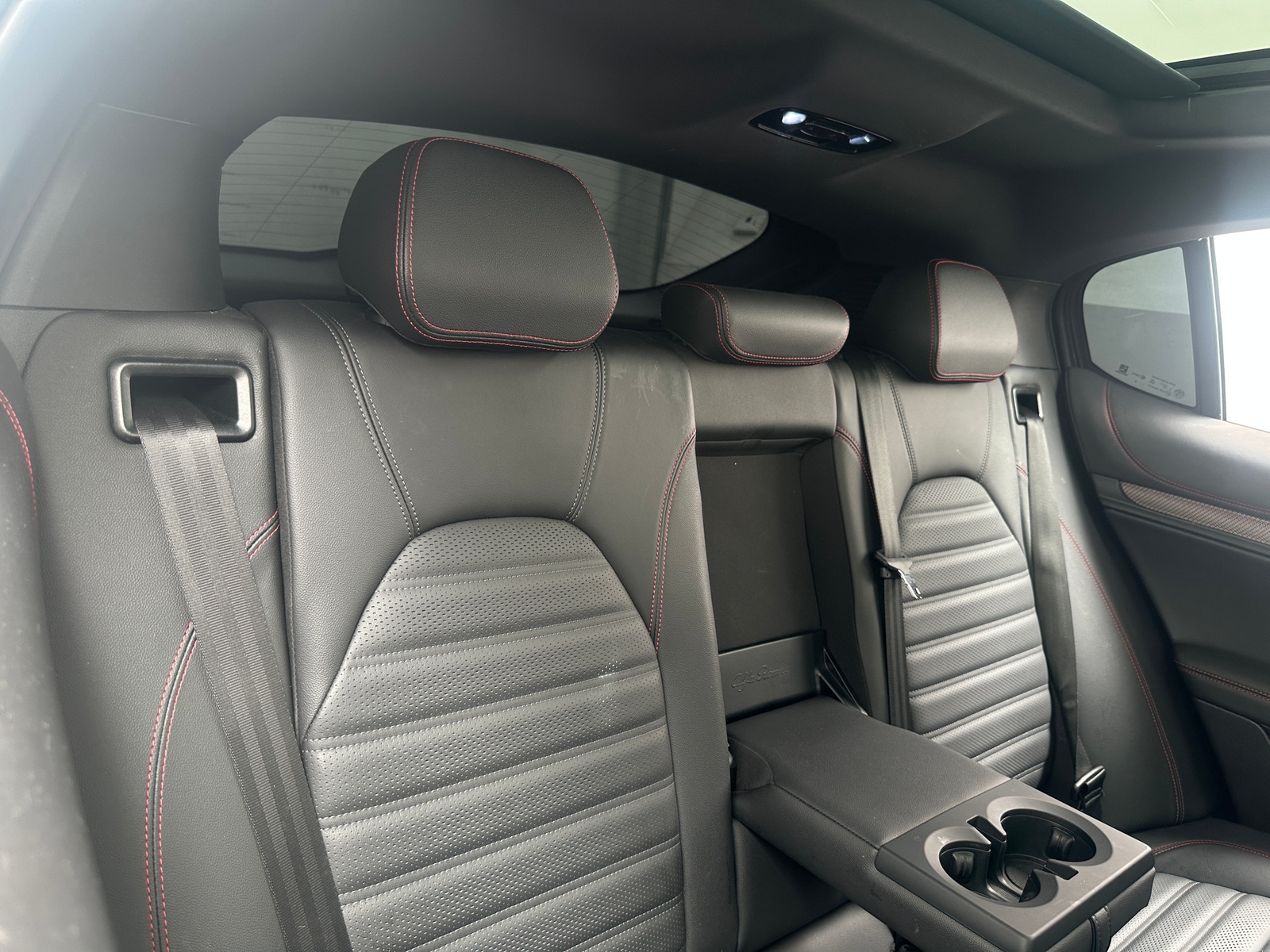 Thumbnail: 2024 Alfa Romeo Stelvio - 5