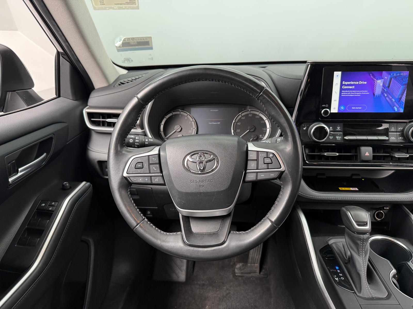 Thumbnail: 2023 Toyota Highlander - 4