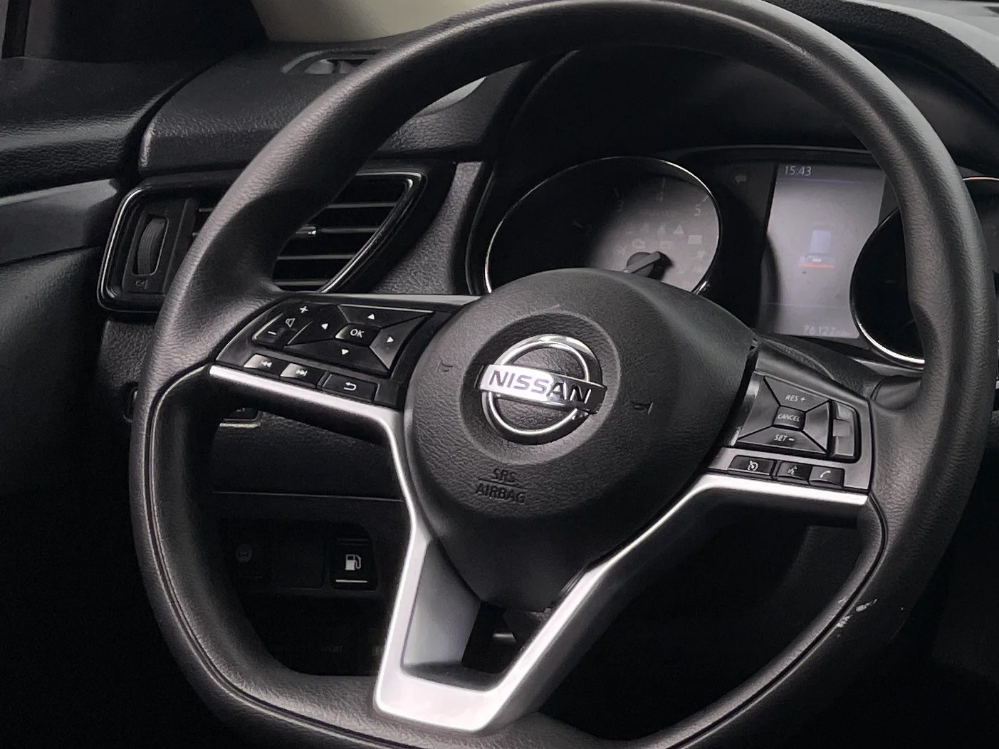 Thumbnail: 2019 Nissan Rogue - 5