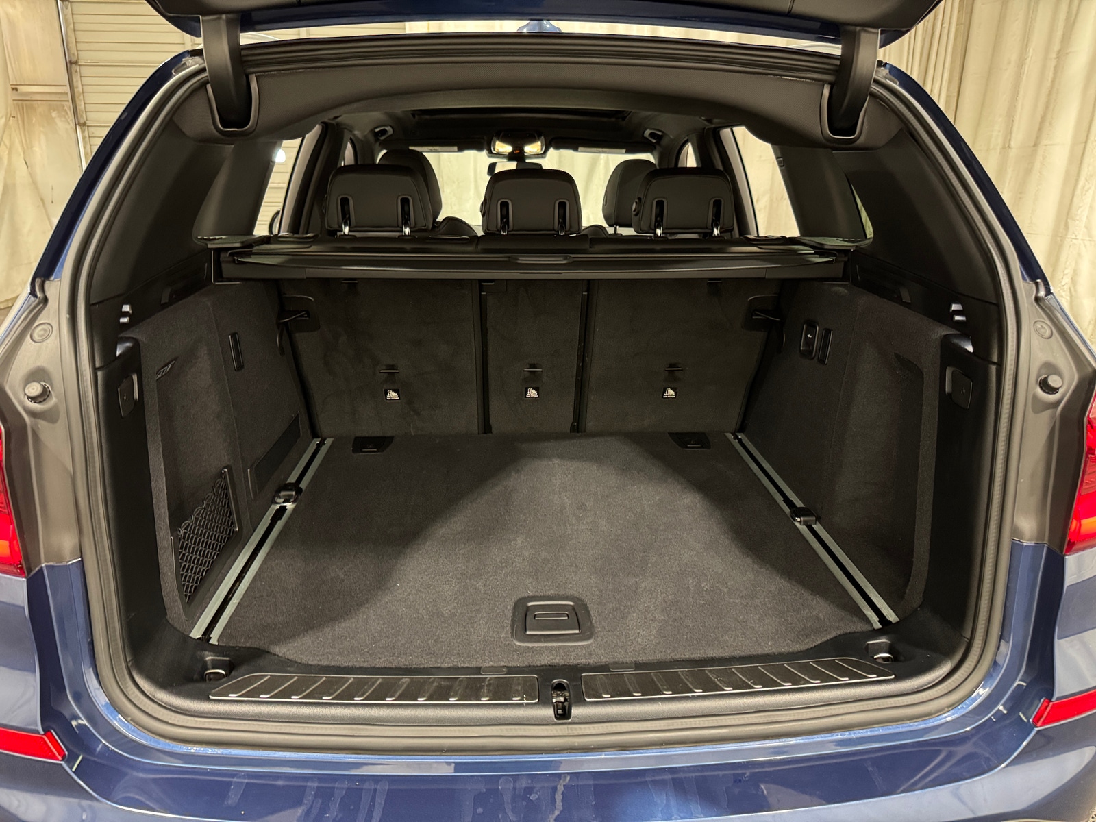 Thumbnail: 2021 BMW X3 - 6