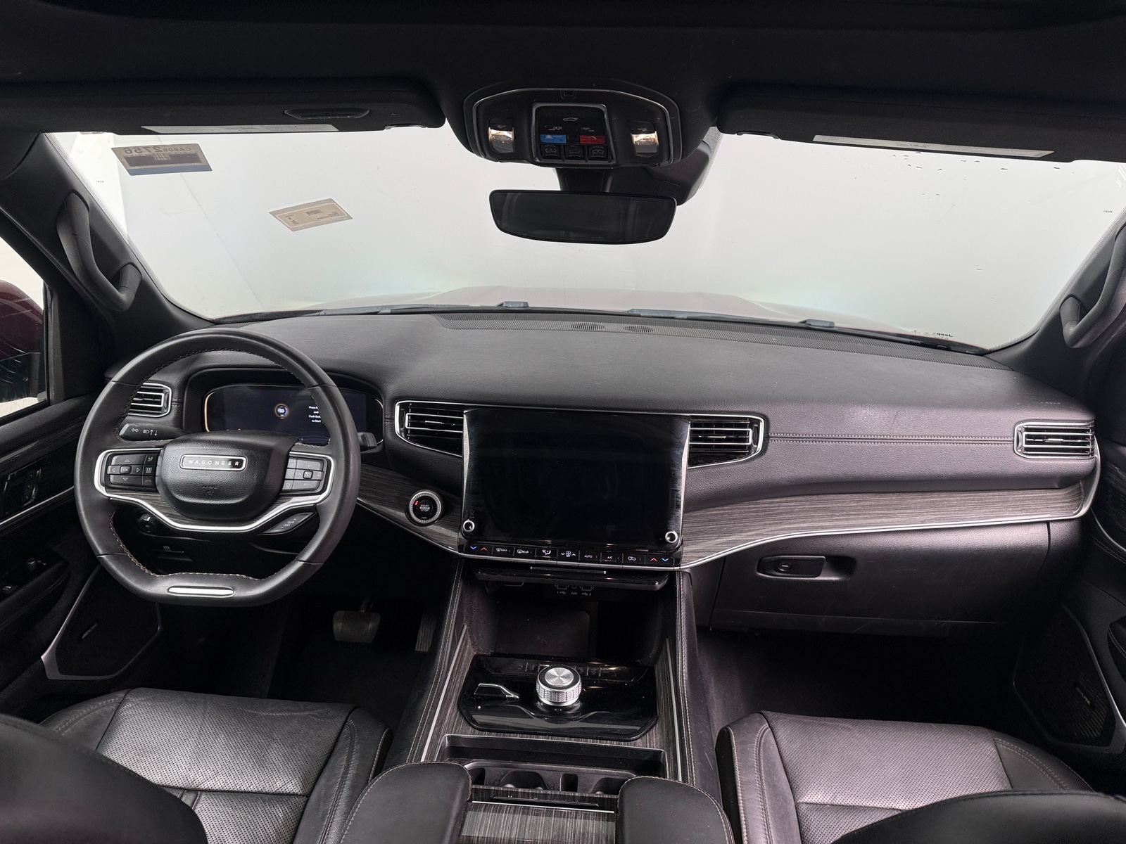 Thumbnail: 2022 Jeep Wagoneer - 2