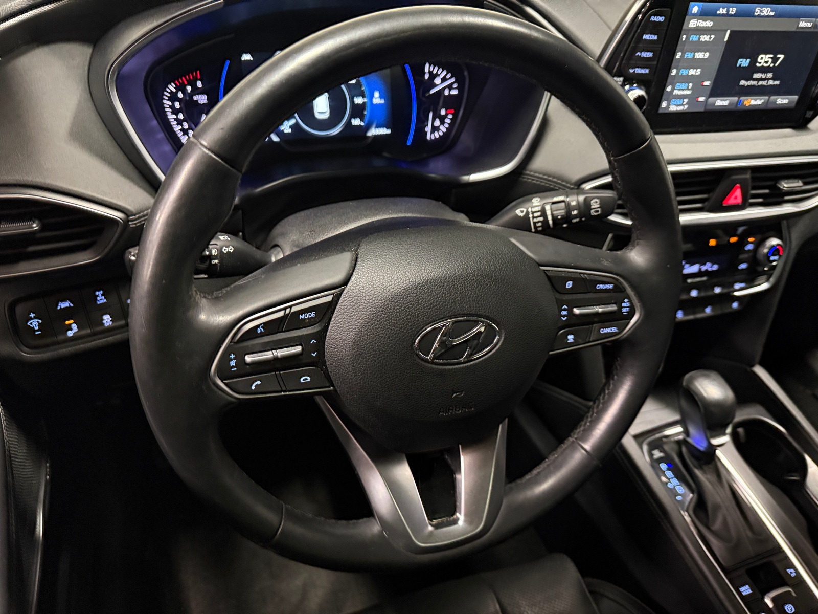 Thumbnail: 2020 Hyundai Santa Fe - 4