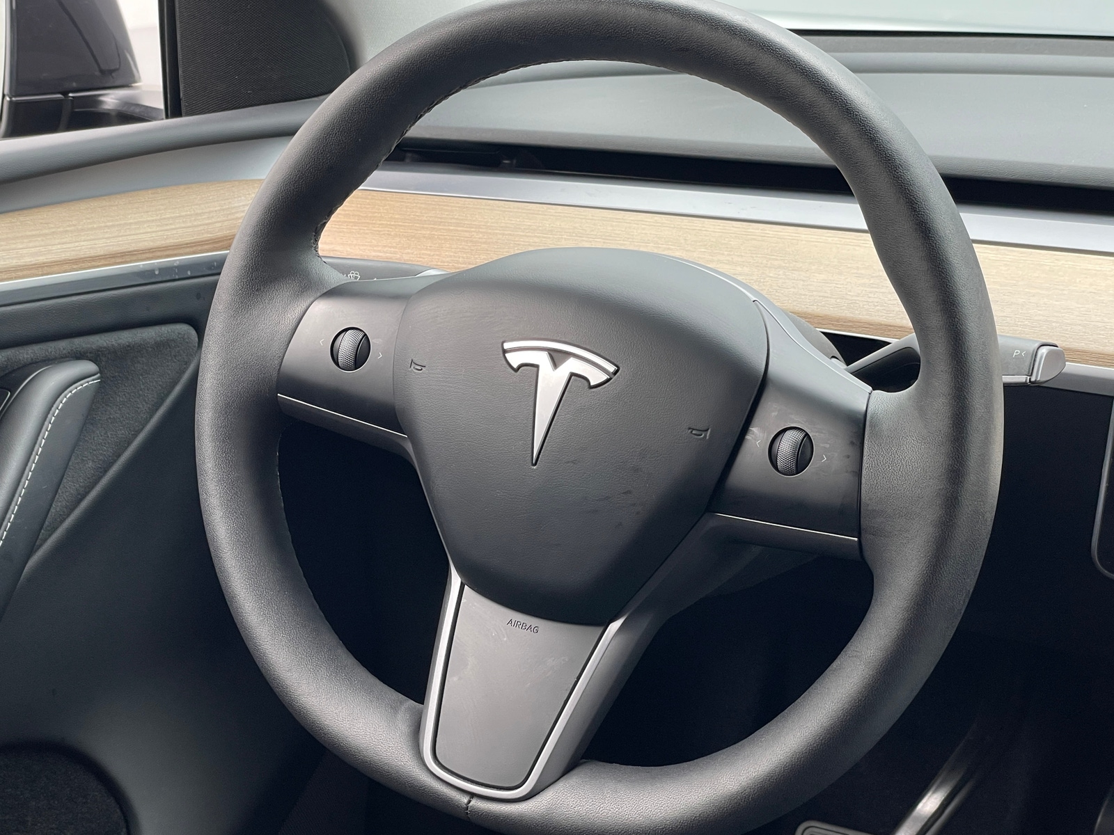 Thumbnail: 2024 Tesla Model Y - 4