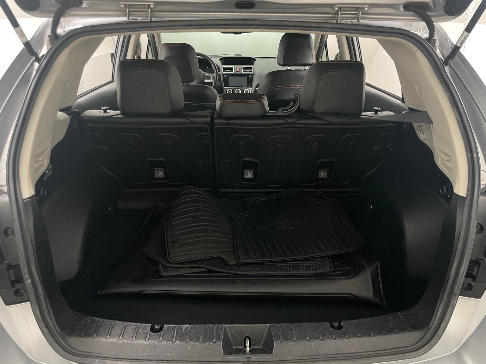 Thumbnail: 2016 Subaru Crosstrek - 6