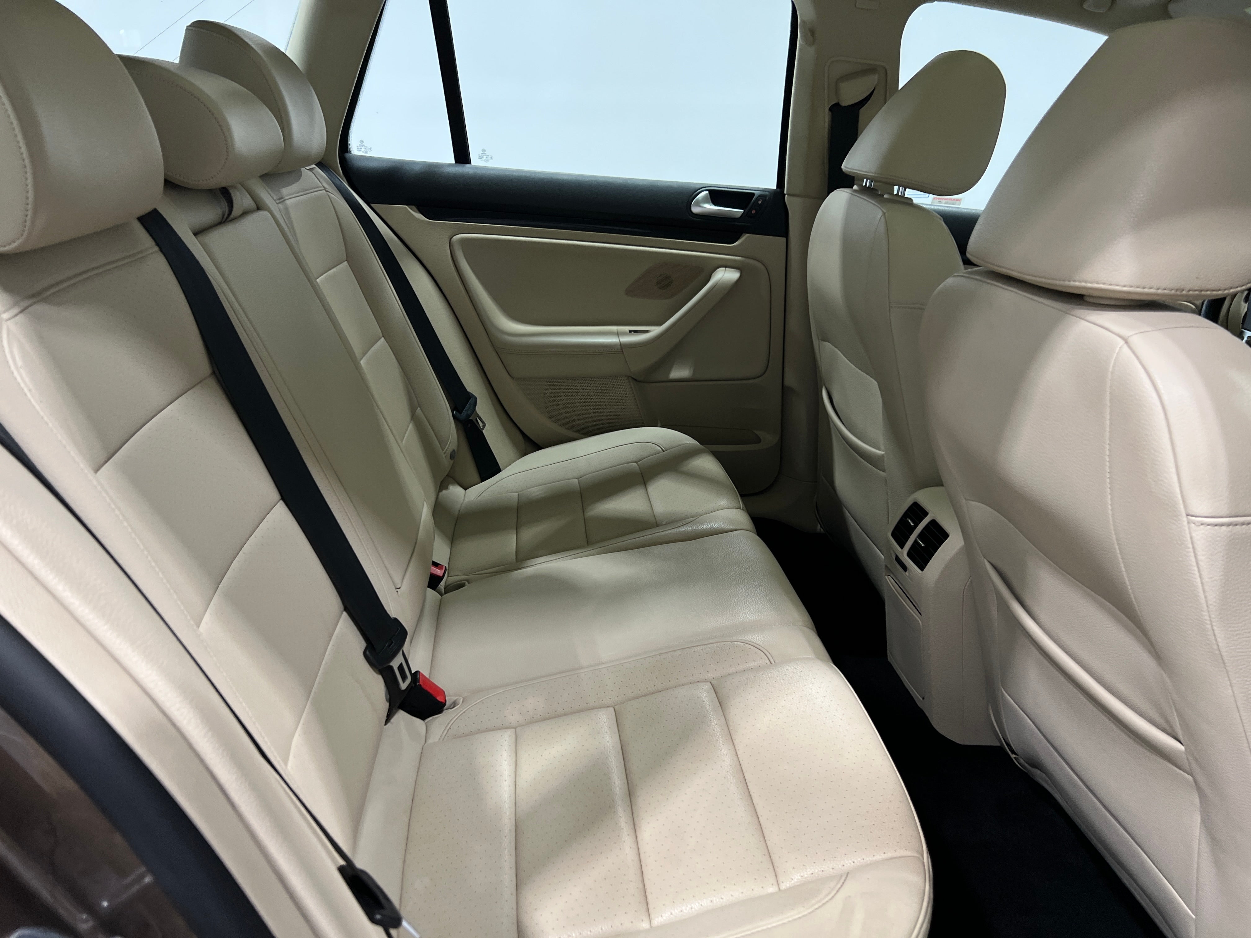 3VWPL7AJ1DM632558