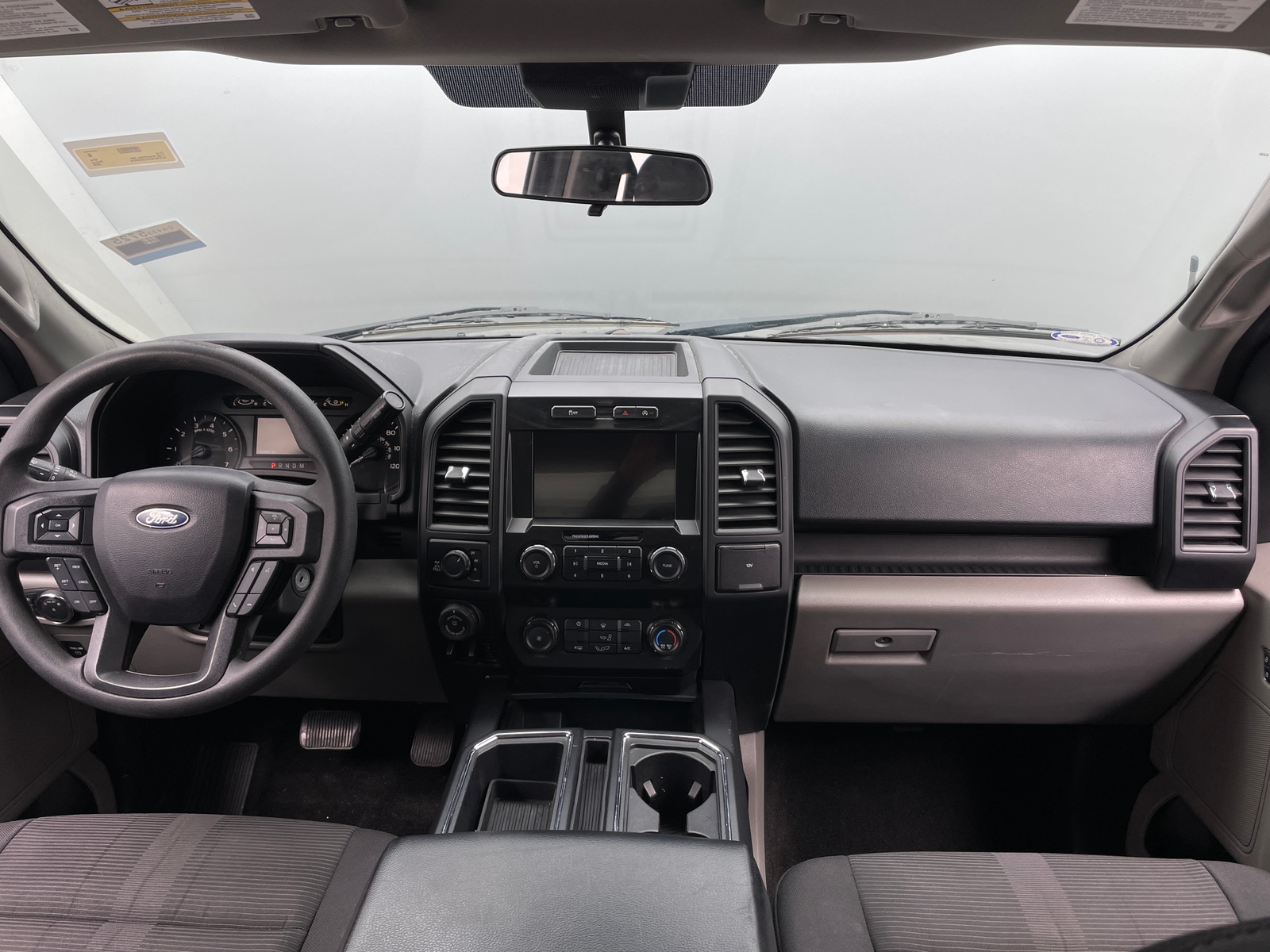 Thumbnail: 2020 Ford Econoline - 3