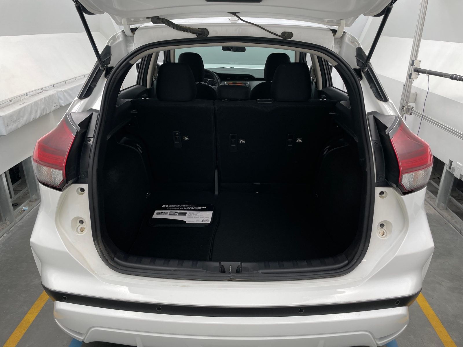 Thumbnail: 2024 Nissan Kicks - 7
