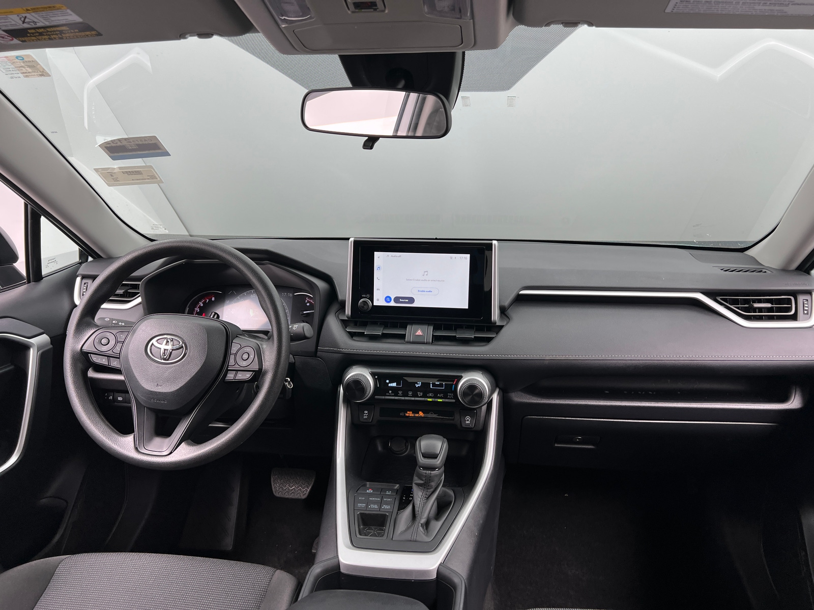 Thumbnail: 2025 Toyota RAV4 - 3