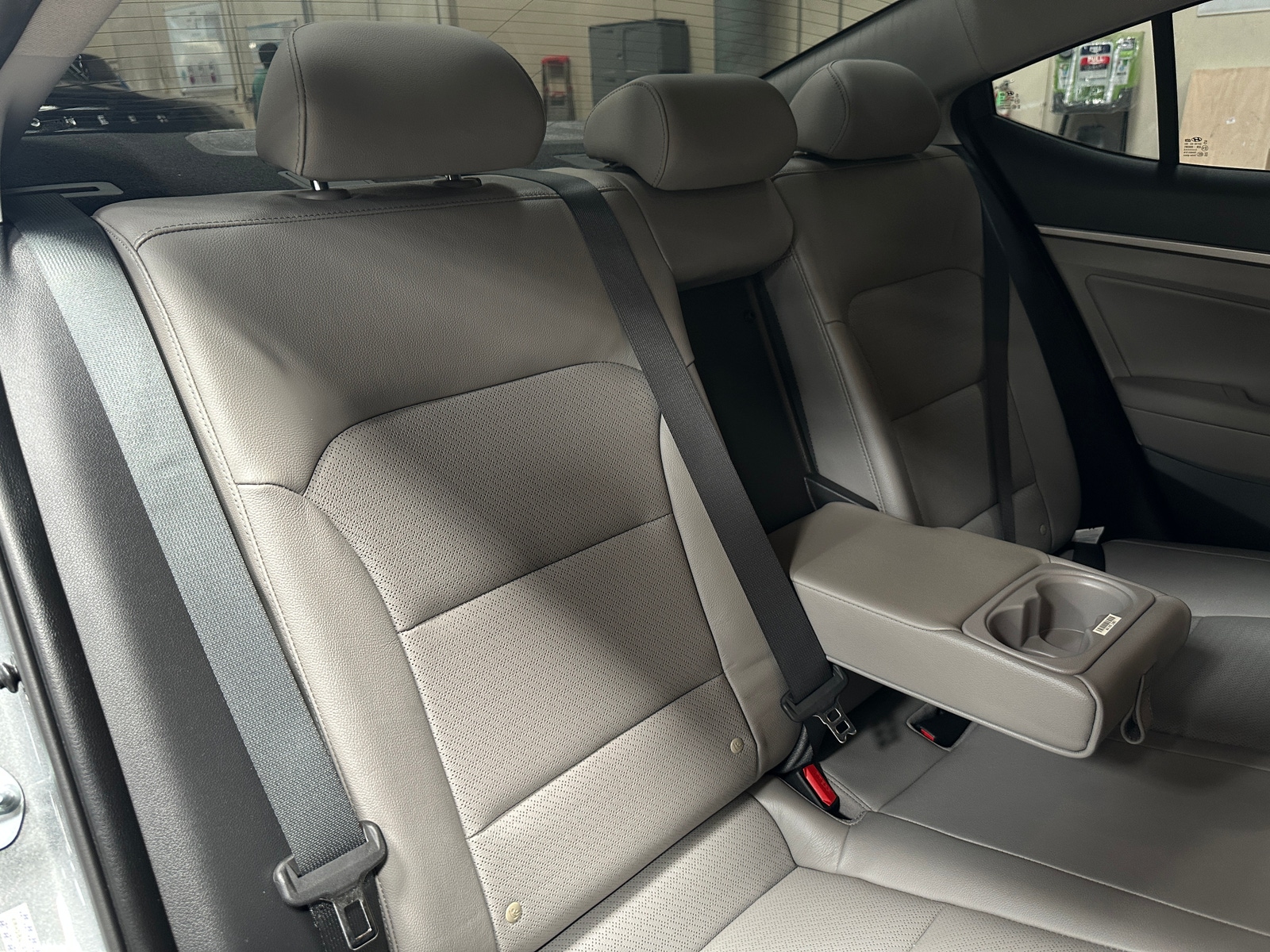 Thumbnail: 2017 Hyundai Elantra - 5
