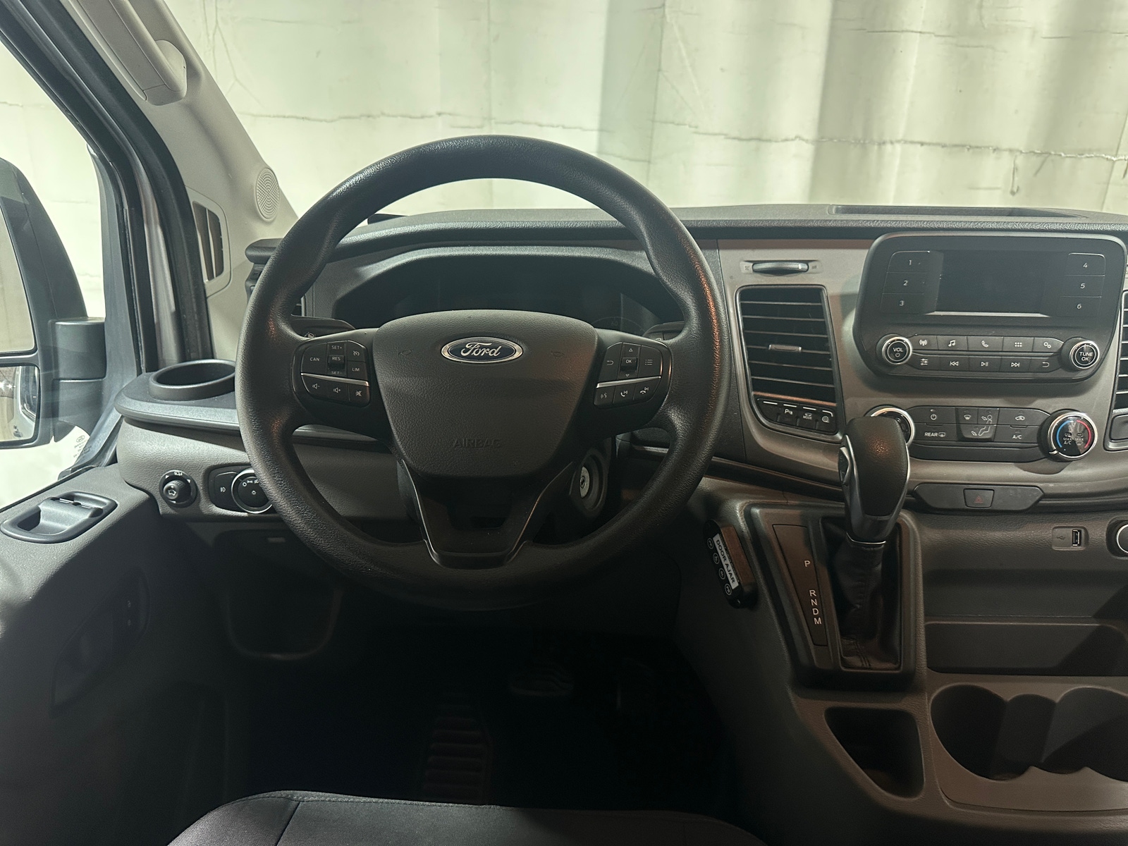 Thumbnail: 2020 Ford Econoline - 5