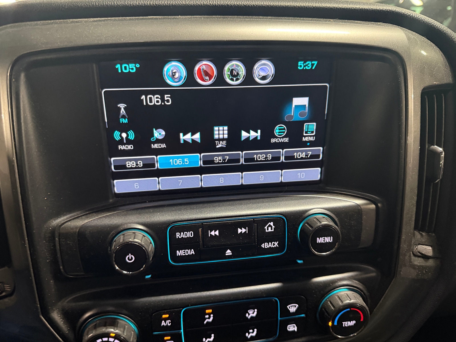 Thumbnail: 2018 Chevrolet Silverado 1500 - 4