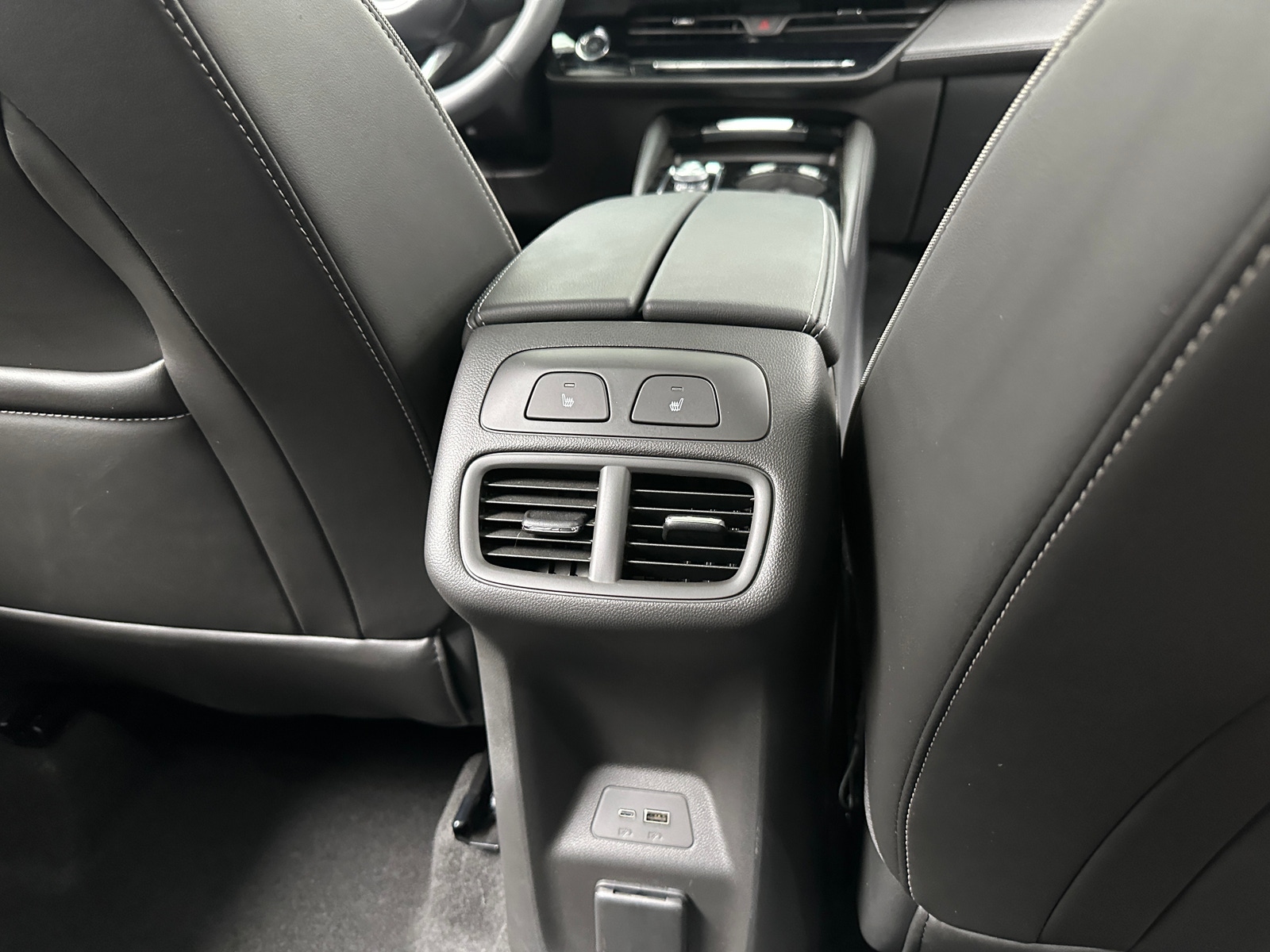 Thumbnail: 2024 Buick Envision - 2