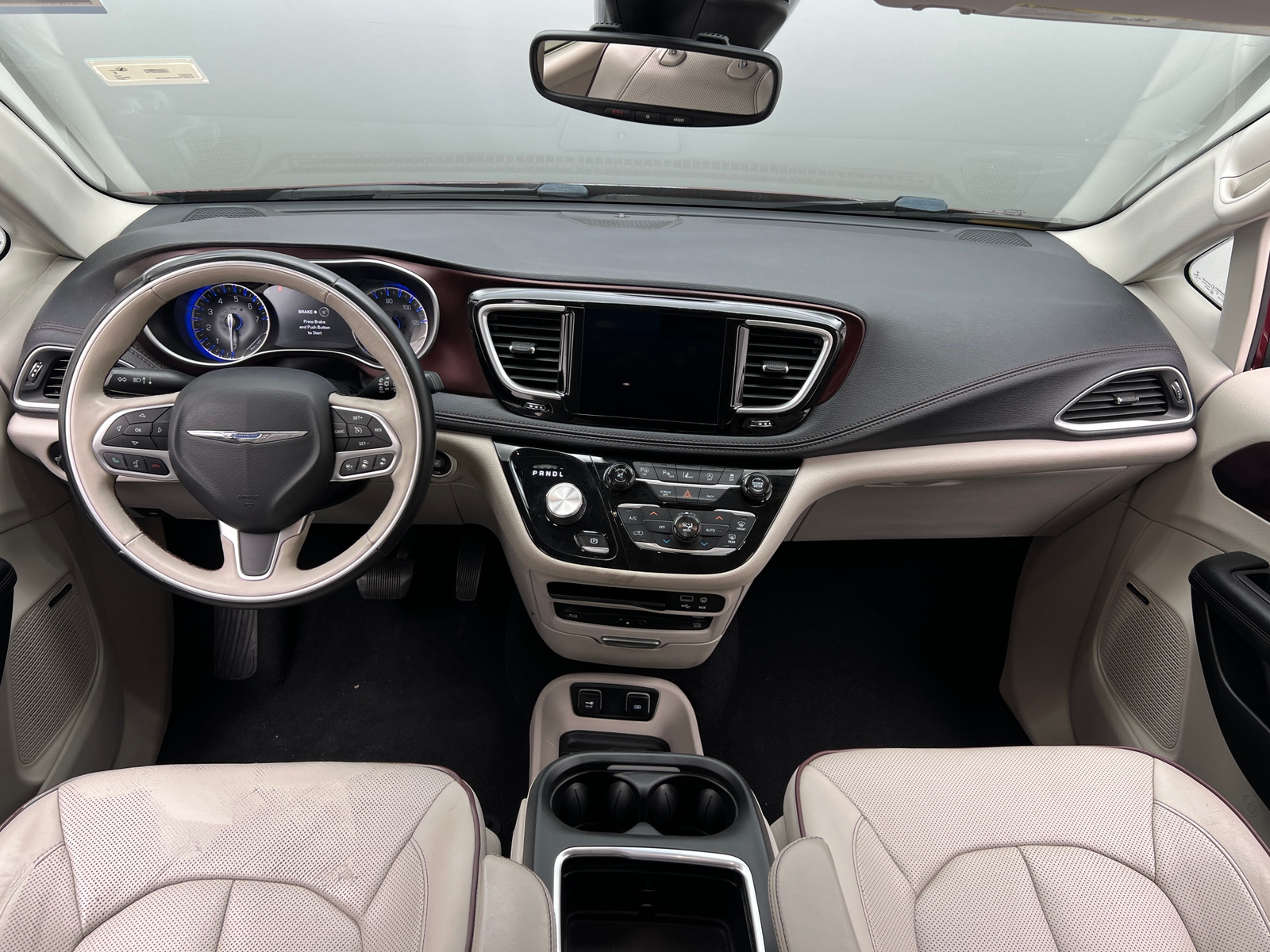 Thumbnail: 2017 Chrysler Pacifica - 2