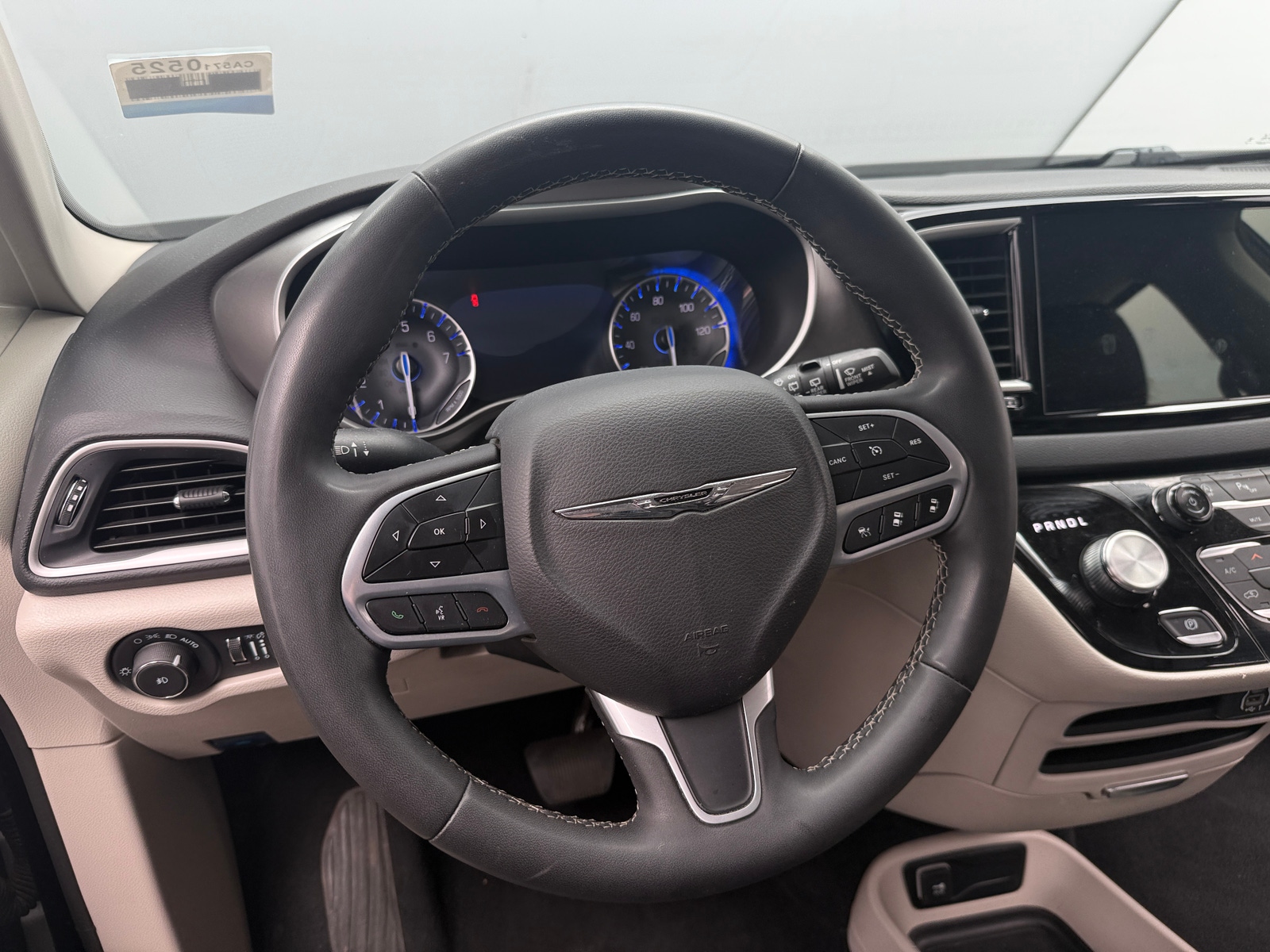 Thumbnail: 2024 Chrysler Pacifica - 4