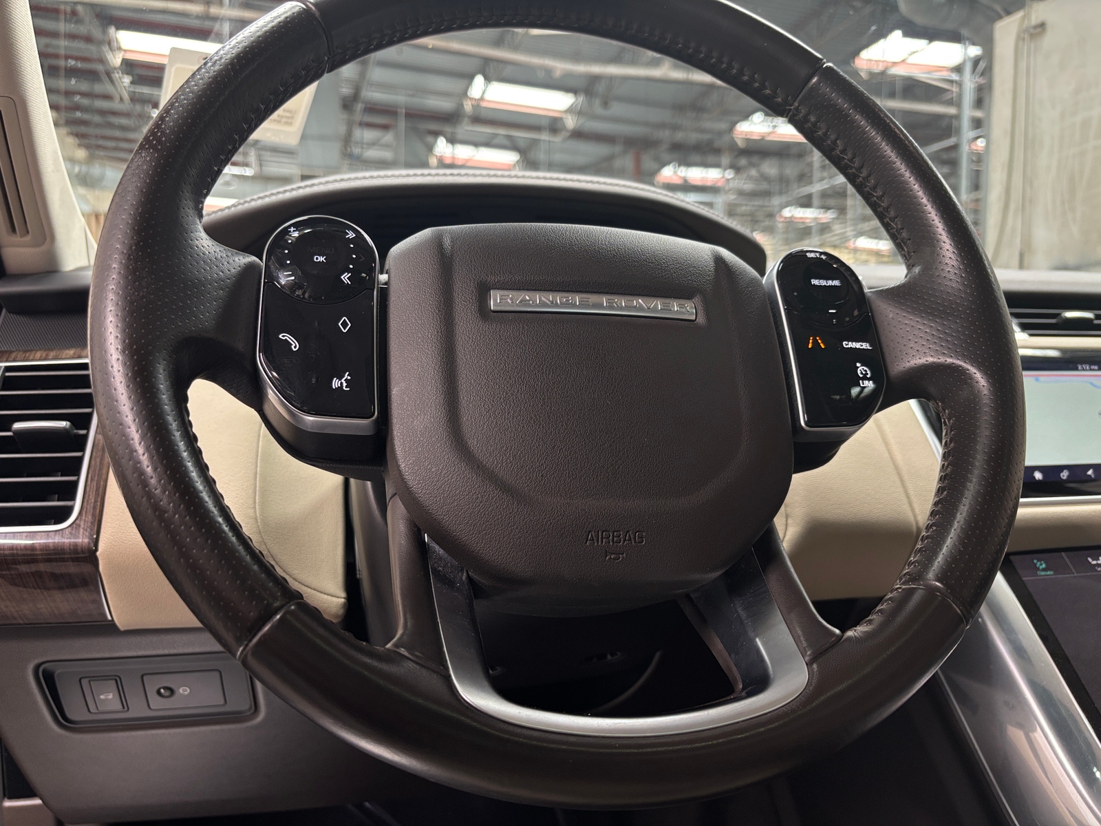 Thumbnail: 2018 Land Rover Range Rover Sport - 4