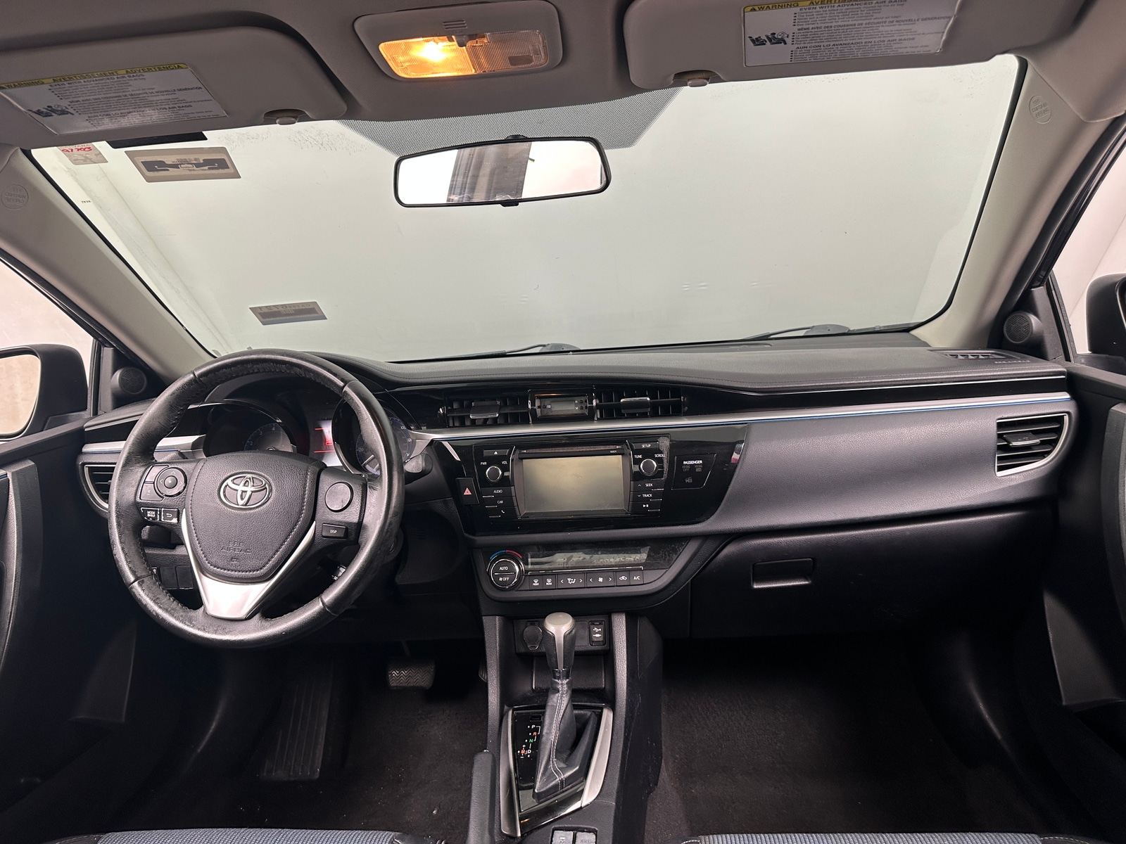 Thumbnail: 2016 Toyota Corolla - 3