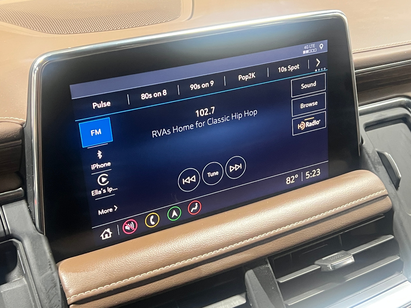 Thumbnail: 2021 Chevrolet Tahoe - 3