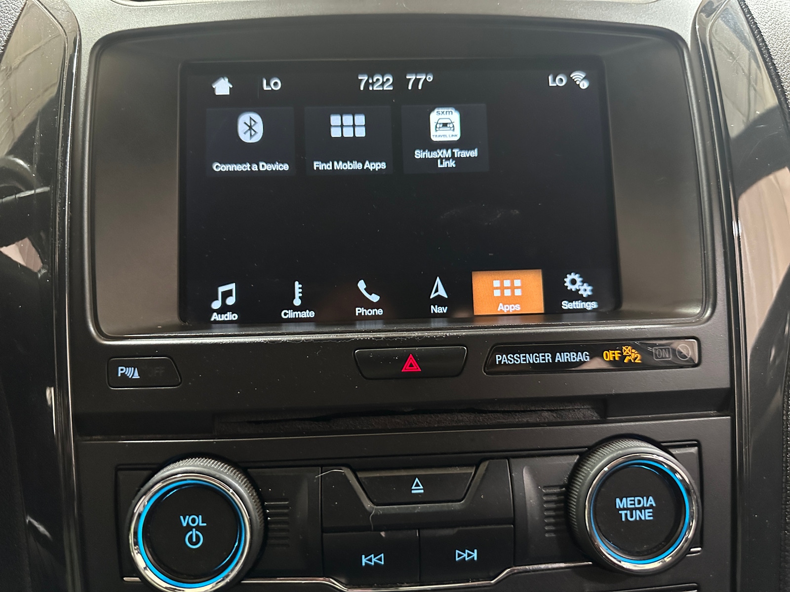 Thumbnail: 2018 Ford Explorer - 3