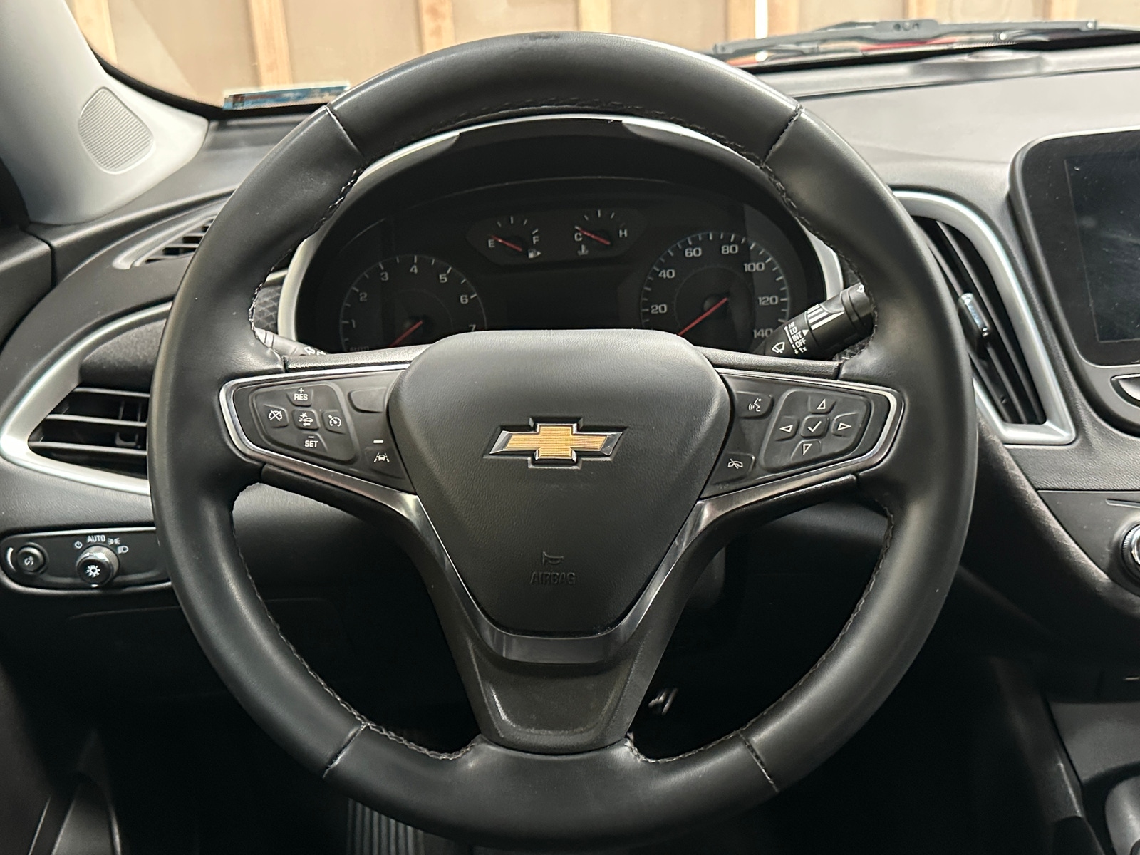 Thumbnail: 2024 Chevrolet Malibu - 4