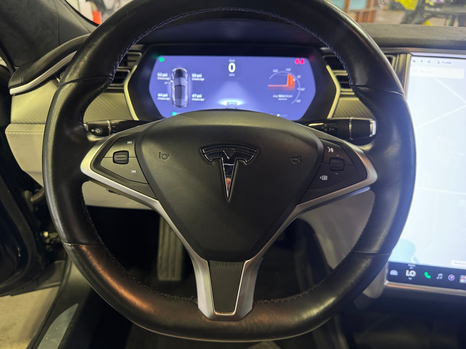 Thumbnail: 2015 Tesla Model S - 4