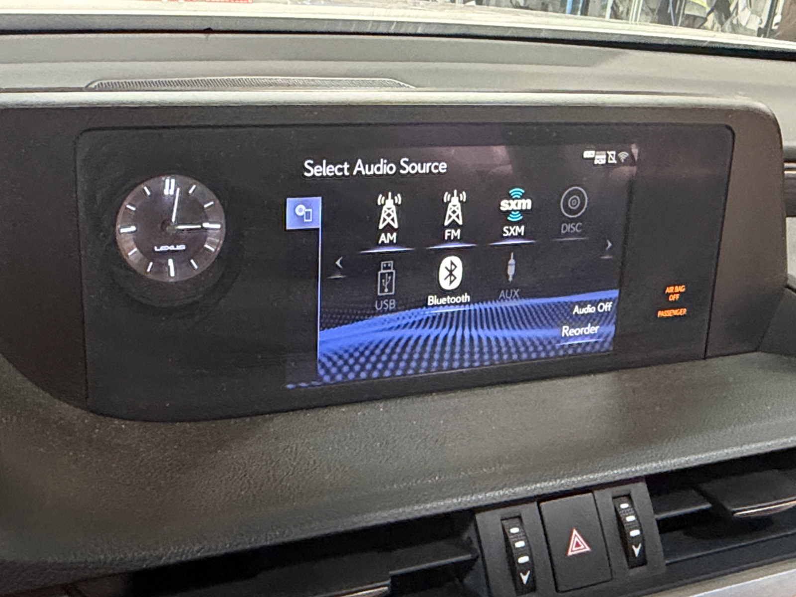 Thumbnail: 2021 Lexus ES - 3