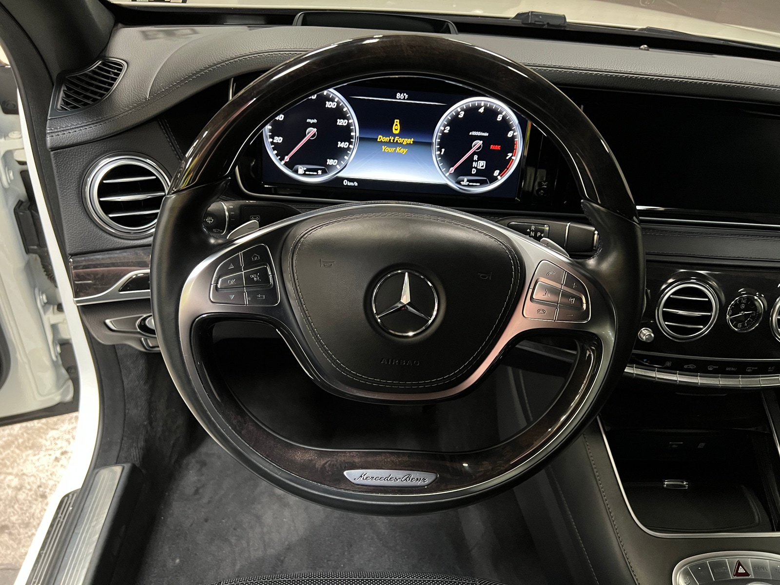 Thumbnail: 2017 Mercedes-Benz S-Class - 4
