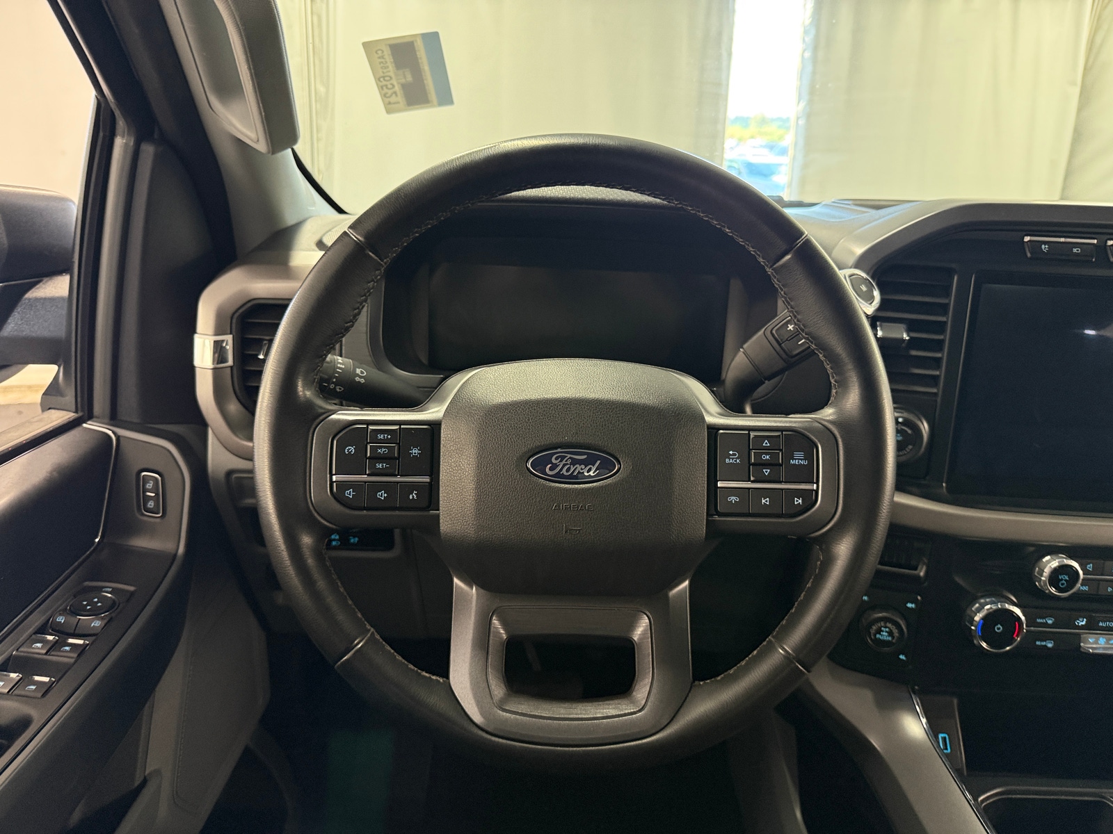Thumbnail: 2024 Ford Econoline - 5